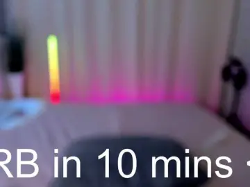Elly-B1oom  live sex cam