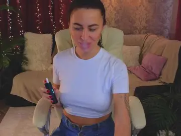 Lilu5107  live sex cam