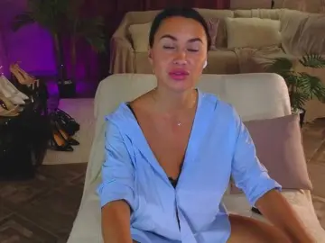 Lilu5107  live sex cam