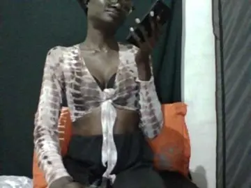 LunaAdut  live sex cam