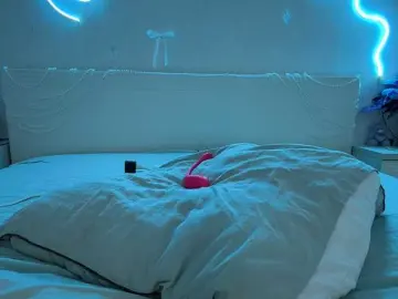 LunaLu13  live sex cam