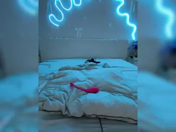 LunaLu13  live sex cam