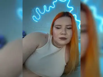 LunaLu13  live sex cam
