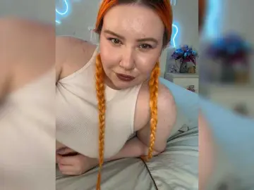 LunaLu13  live sex cam