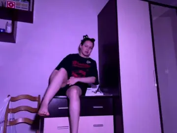 MerelinKvin  live sex cam