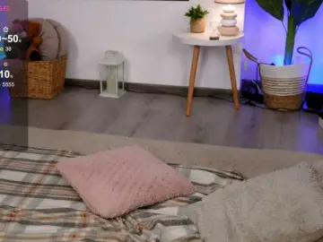 SocialDoll  live sex cam