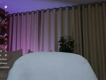 Zarrazaxx  live sex cam