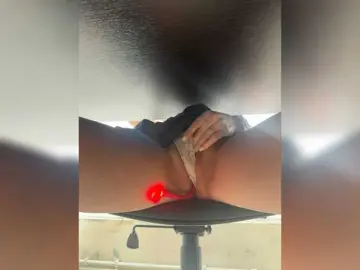 Avavirgin  live sex cam