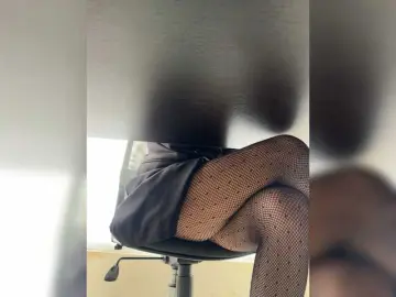 Avavirgin  live sex cam