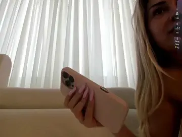 Lissababe  live sex cam