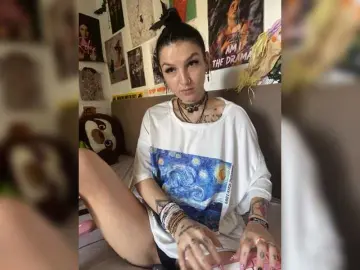 AgnesMoon1  live sex cam