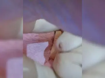 Evasweetapple  live sex cam