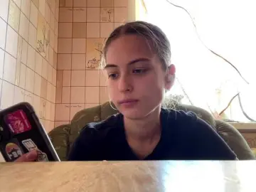 RonnaWillow  live sex cam
