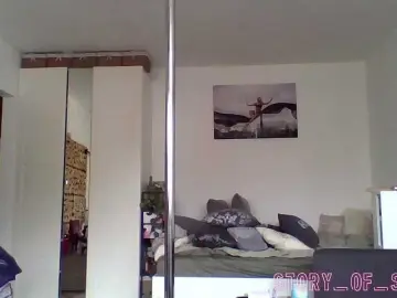 Sarahrose  live sex cam