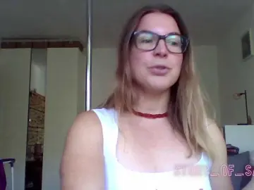 Sarahrose  live sex cam
