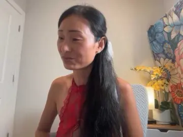 UnchartedSecret  live sex cam