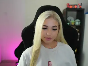 Caramellangel  live sex cam