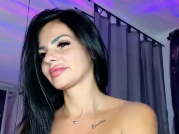 Ell3  live sex cam