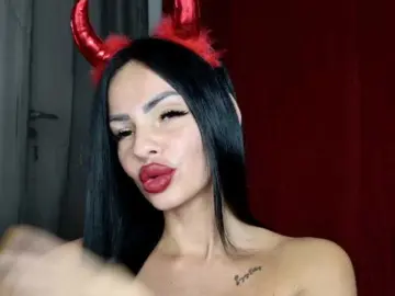 Ell3  live sex cam