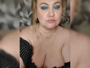 Milli1983  live sex cam