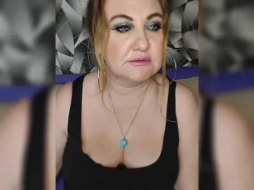 Milli1983  live sex cam