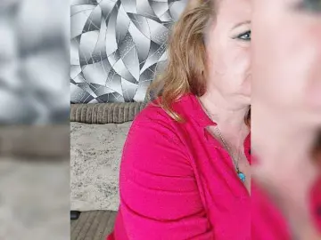 Milli1983  live sex cam
