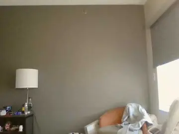 Adelaideskyy  live sex cam