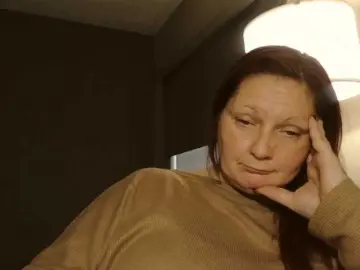 Adelaideskyy  live sex cam