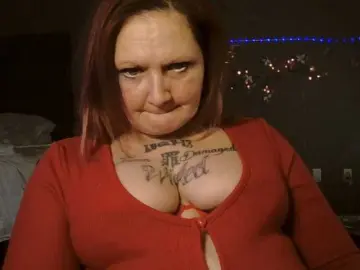 Adelaideskyy  live sex cam