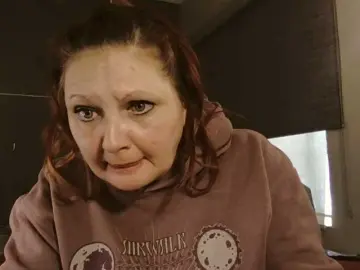 Adelaideskyy  live sex cam