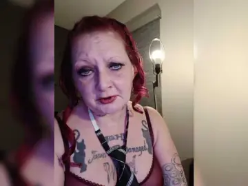 Adelaideskyy  live sex cam