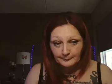 Adelaideskyy  live sex cam