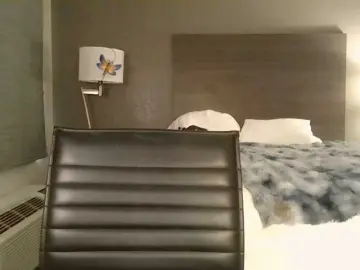 Adelaideskyy  live sex cam