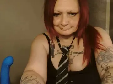 Adelaideskyy  live sex cam