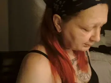Adelaideskyy  live sex cam