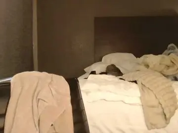 Adelaideskyy  live sex cam