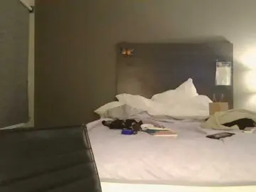 Adelaideskyy  live sex cam