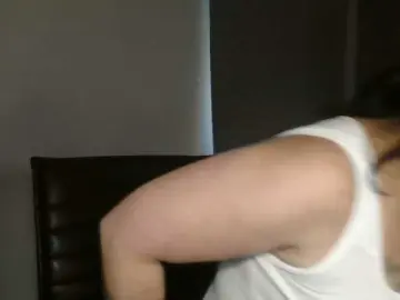Adelaideskyy  live sex cam