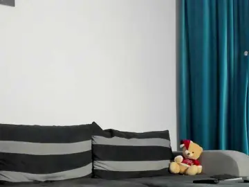 CindyTail  live sex cam