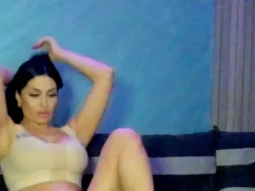 CindyTail  live sex cam