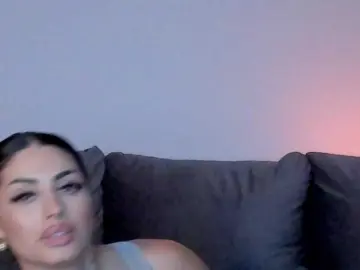 CindyTail  live sex cam