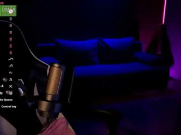 FemAlice  live sex cam