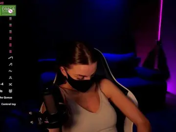 FemAlice  live sex cam