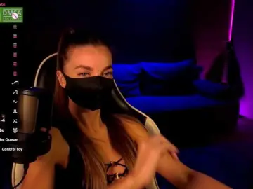 FemAlice  live sex cam