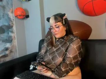 Gomory-kitty  live sex cam