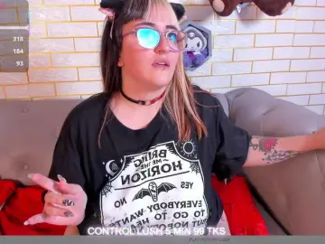 Gomory-kitty  live sex cam
