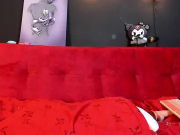 Gomory-kitty  live sex cam