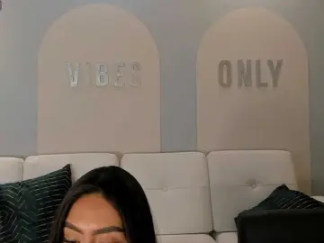 JadeEvans  live sex cam