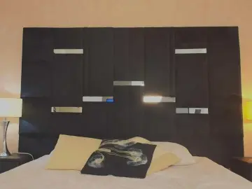 Lilith-rouse  live sex cam