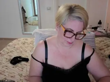 LuanaSexxxy  live sex cam